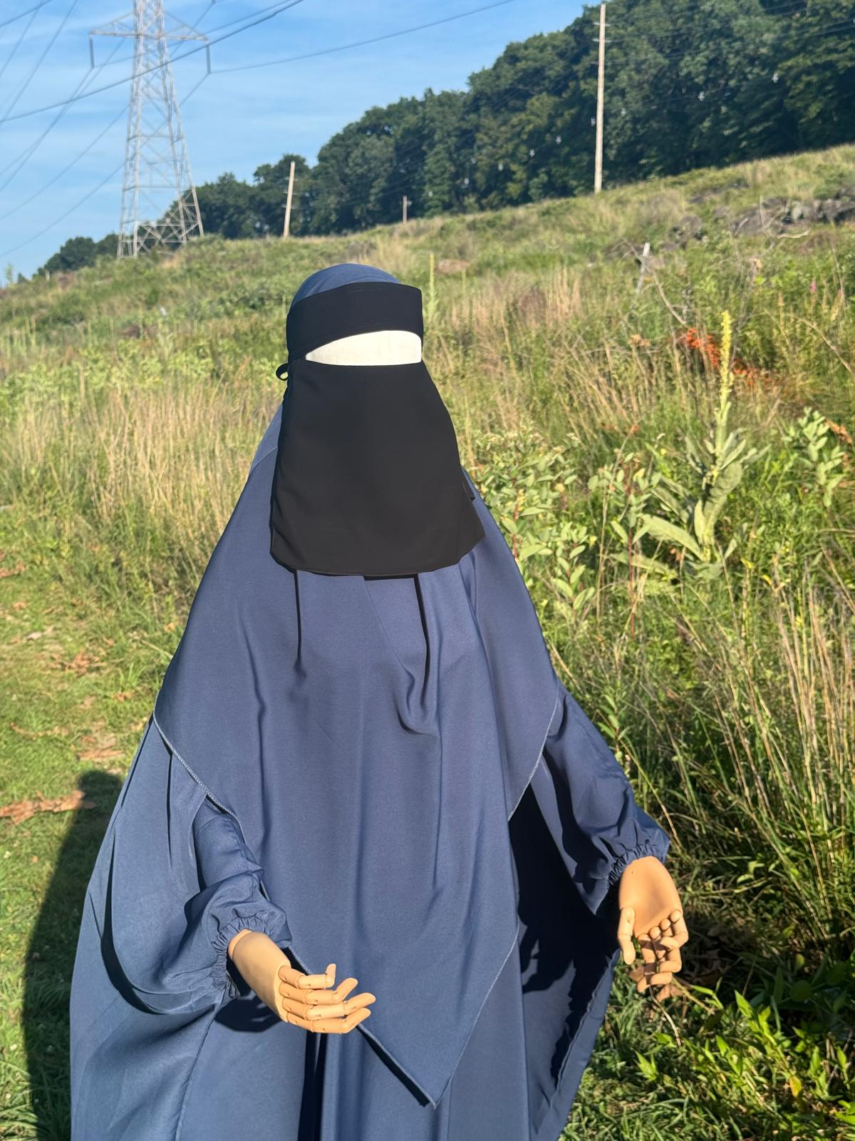 Bedoon Essm | Dining Niqab